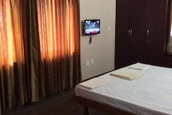 Hotel Sakthi Dharapuram (50kms from Tirupur), Dharapuram