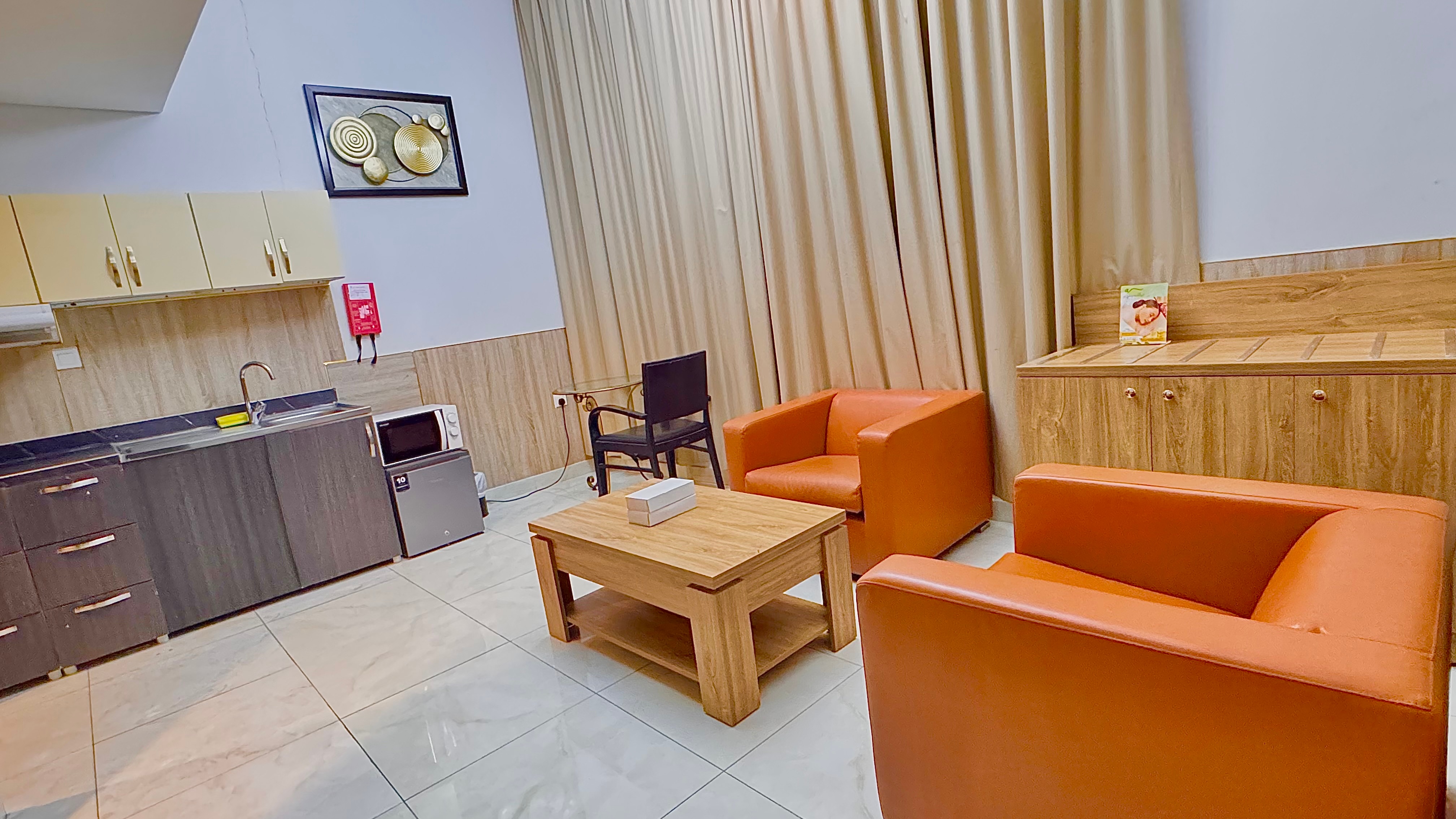 NEW DREAM PLAZA HOTEL APARTMENT - Tap to explore photos