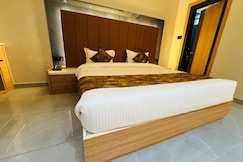 Hotel RS Grand, Mughal Sarai