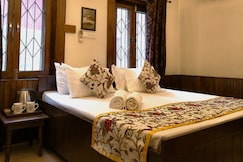 Willow Manor, Srinagar, Sonmarg