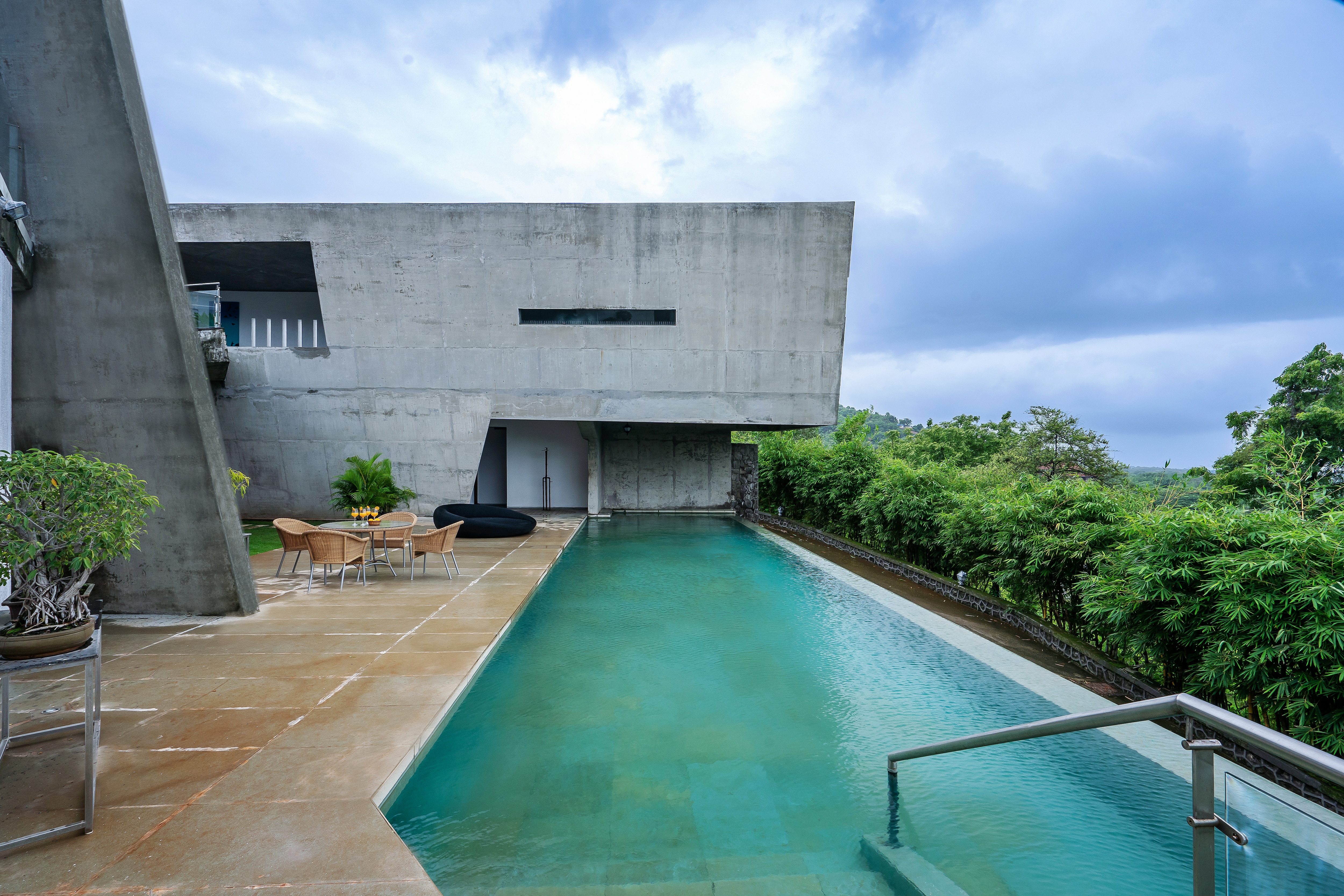 LohonoStays Villa Ekanta - Tap to explore photos