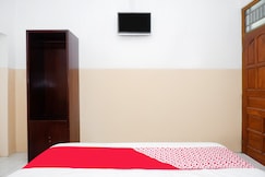 OYO 860 Rajasa Hotel, Magelang