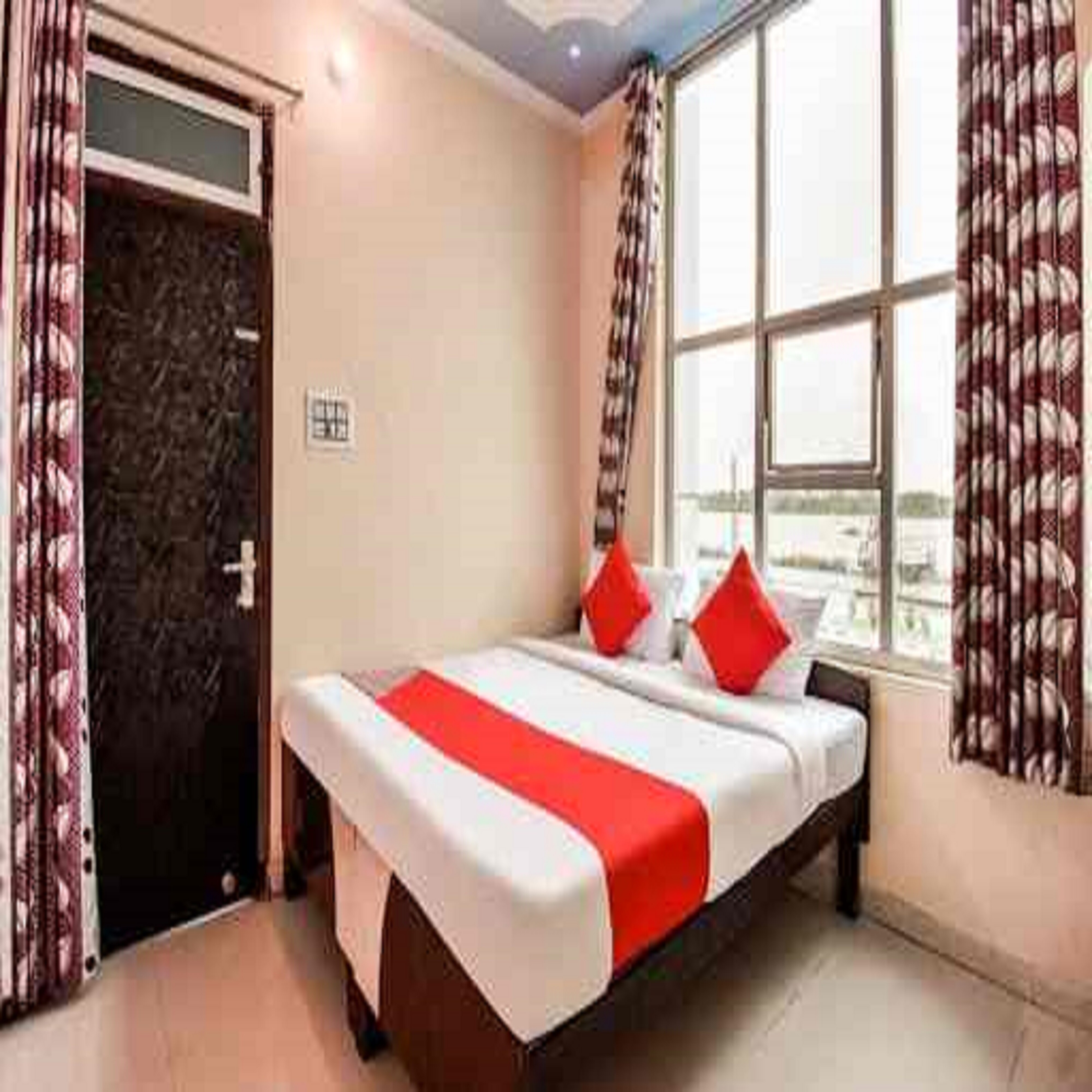 AGARWAL HOTELS & RESTAURANT - Tap to explore photos