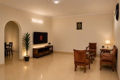 Nilgiri Comfort Stay | Rooms & Caretaker, Ooty