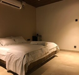 Deluxe AC Room