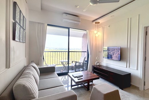 Lush Mangrove view in Candolim A-411