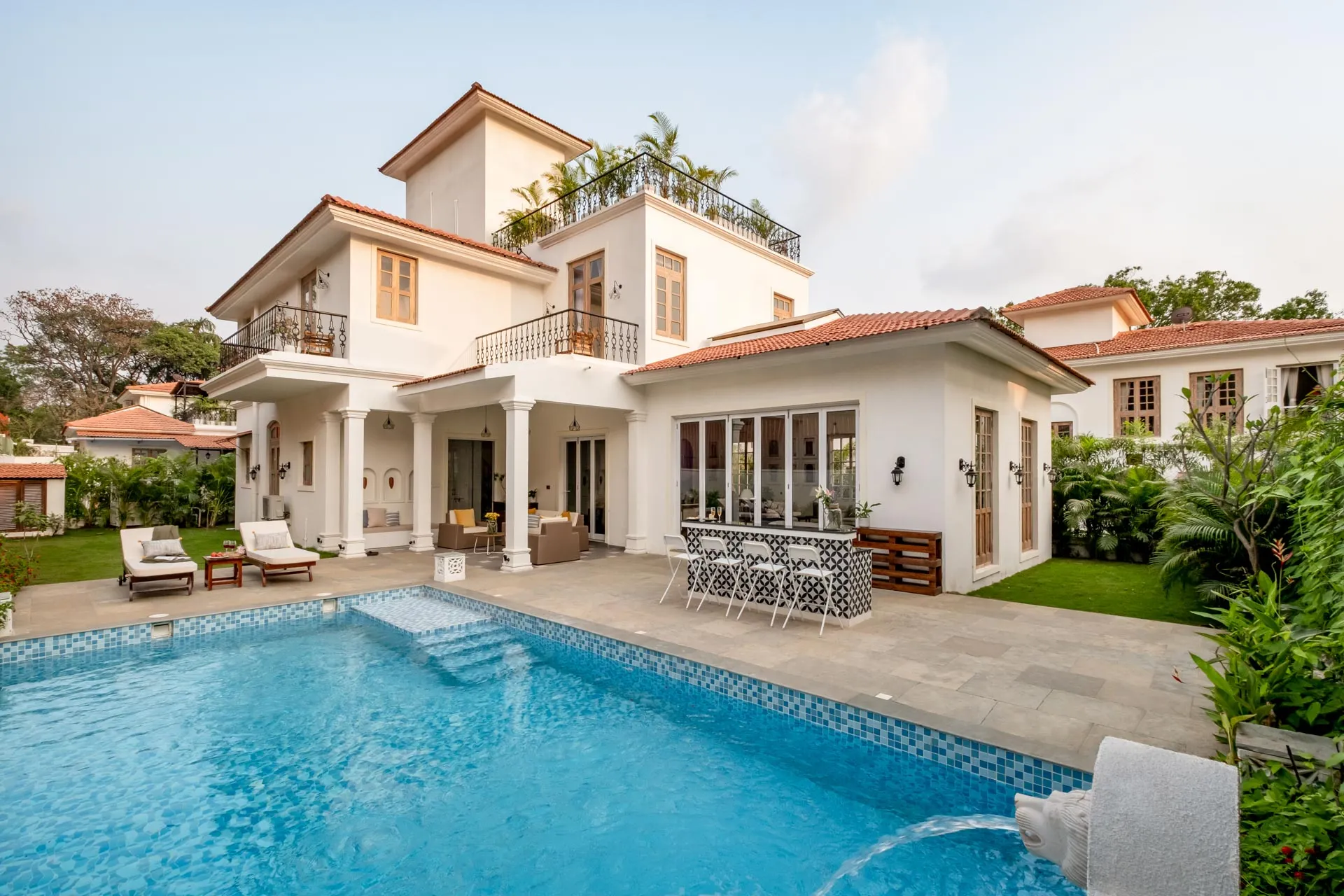 3BHK Colina Villas by LohonoStays, Goa