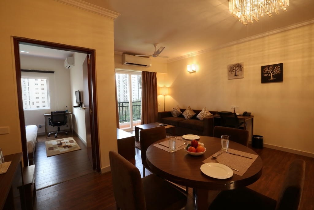 Crest Executive Suites - Tap to explore photos