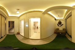 Hariaksh Stay, Varanasi