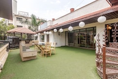 Spacious 5BHK Retreat Dadar Private Terrace & More, Mumbai