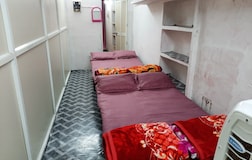 4 Bed Air Cooler Room with Attached Lat-bath