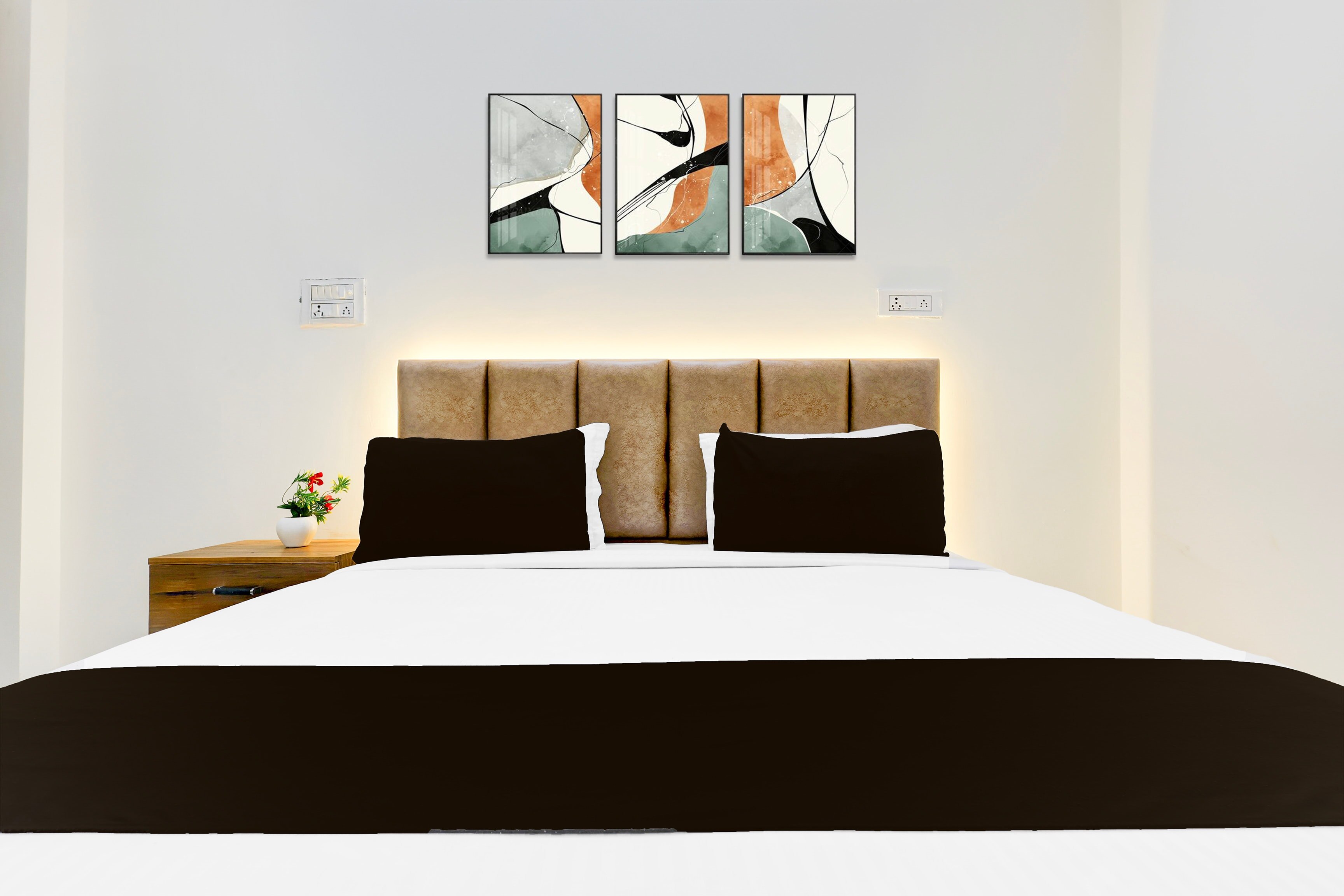 Hotel O Rich star guest house - Tap to explore photos