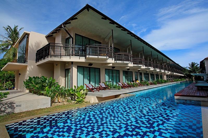 Centra Coconut Beach Samui - Tap to explore photos