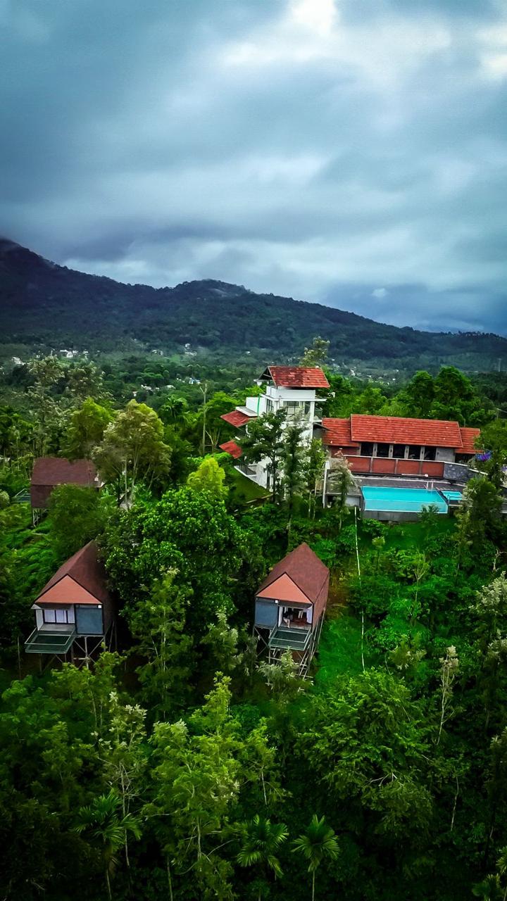 VENTANA RESORT - Tap to explore photos