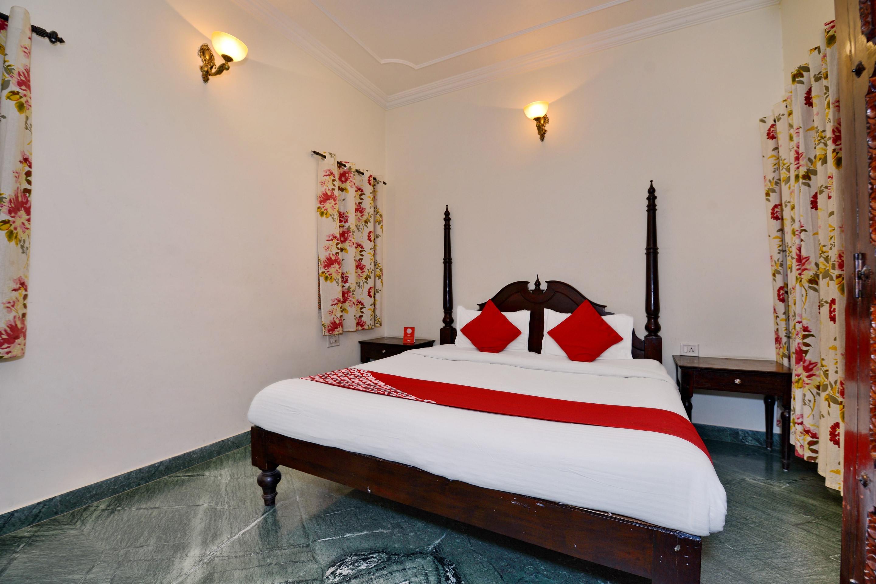 Hotel O Tordi Haveli - Tap to explore photos