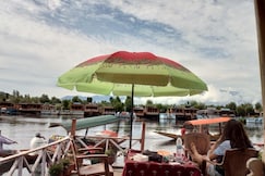 Quebec Group of House Boats, Srinagar