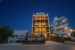 FabHotel The Virat, Noida