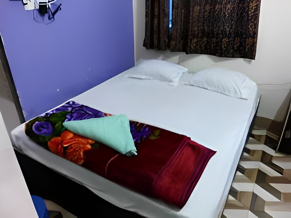 KEDAR GUEST HOUSE AND HEECHKI - Tap to explore photos