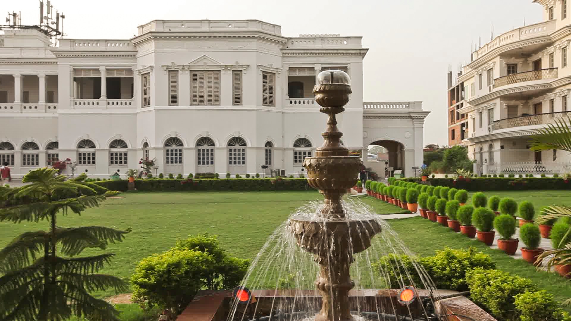 Hotel Surya Varanasi Hotel Price Address Reviews - 