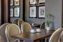 Best Western Buckingham Palace Rd,  London