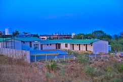 ROYAL GREEN RESORT, Khanvel