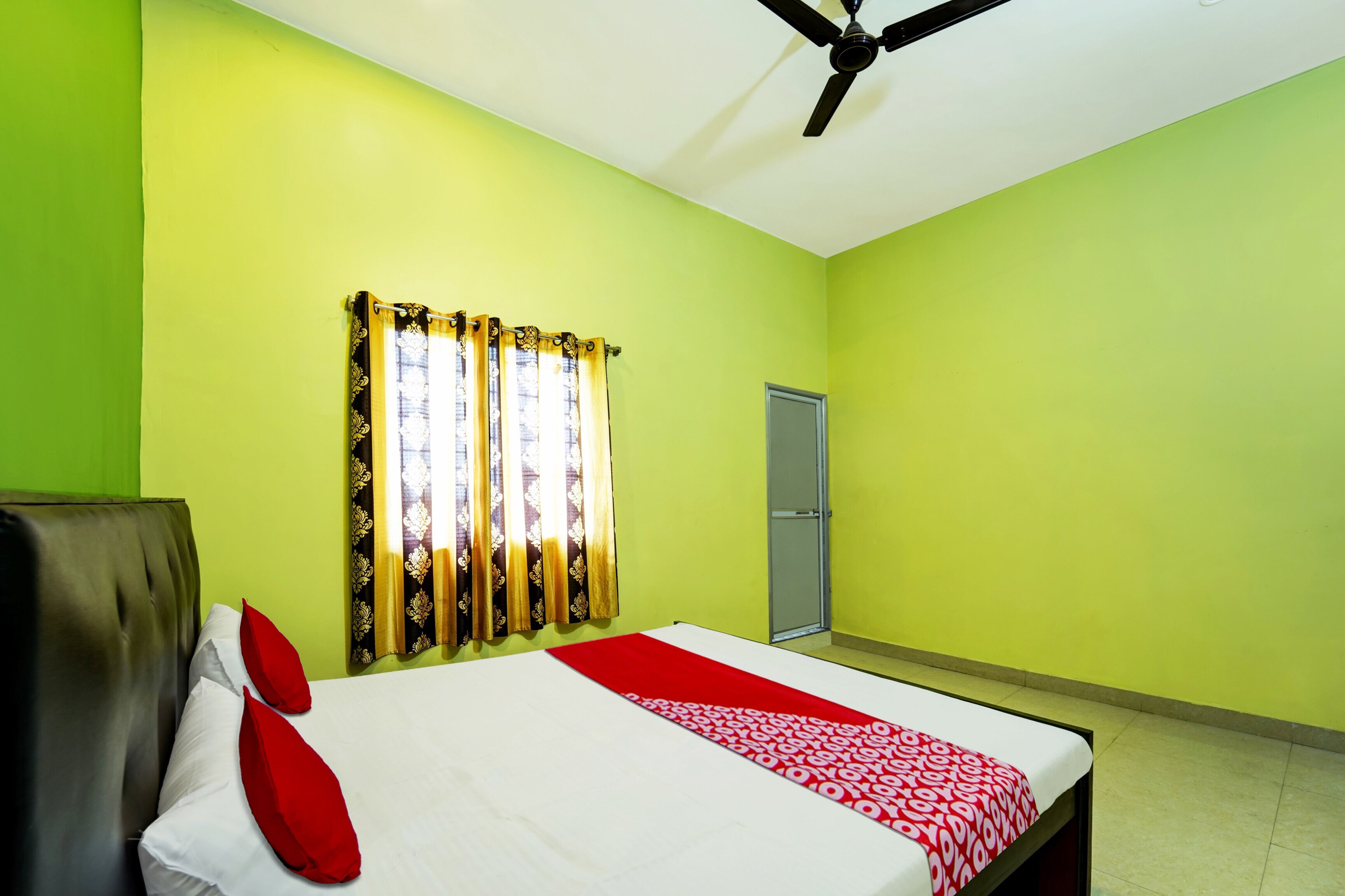 Hotel O Raj Munmun Hotel - Tap to explore photos