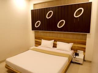 Hotel Vrinda 4