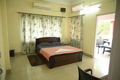 The Minimalist Nest A Cozy Retreat, Guwahati