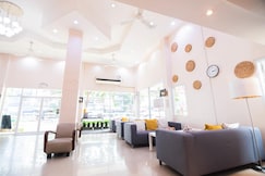 Bed by Tha-Pra Hotel, Sam Phran