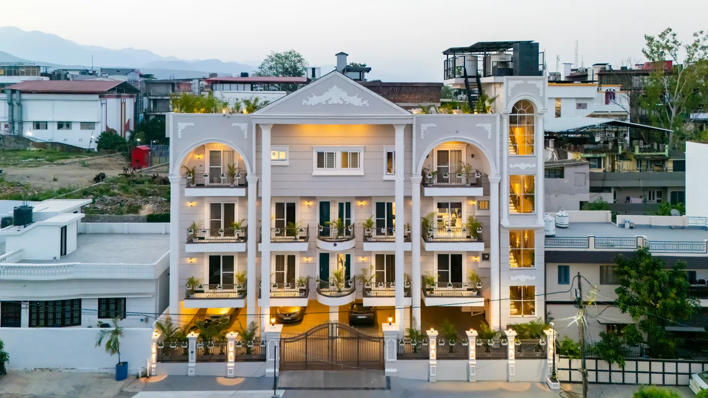 Alaya Stays Kalyan Mansion Cosmos | Grand 3 BHK Penthouse, Dehradun
