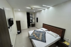 Maa Bhawani Lodge, Jammu