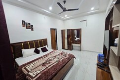 TRISHUL INN, Varanasi