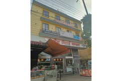 FabHotel D9, Indore