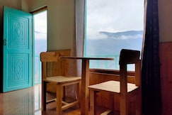 Trishul Stays GF Dorm Room by Homeyhuts, Banjar