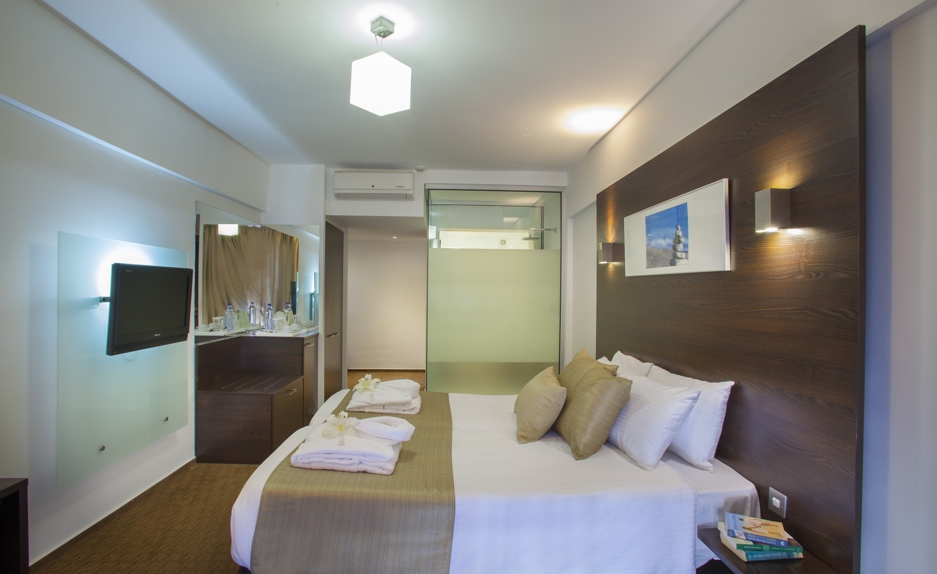 Emcure Guest House- Hyderabad - Tap to explore photos