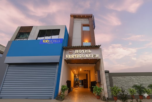 FabHotel Vertigo Suites