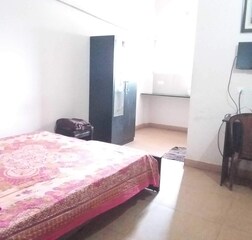 Deluxe Room AC