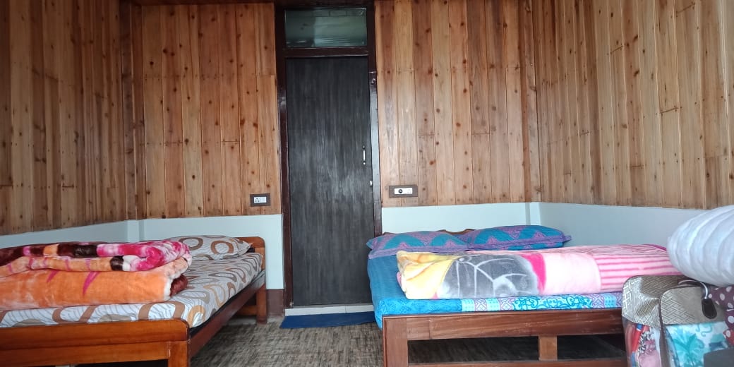 Travelsya Chota Mangwa Homestay - Tap to explore photos