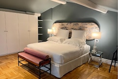 Hotel Number Nine, Siena