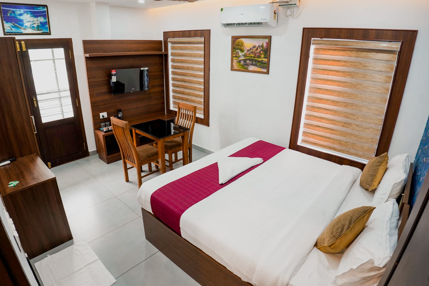 Abab Suites - Tap to explore photos