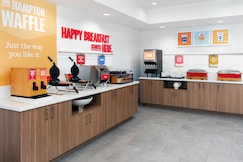 Hampton Inn by Hilton South Plainfield-Piscataway, Middlesex, New Jersey
