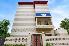 Via Trivedi Tower, Howrah