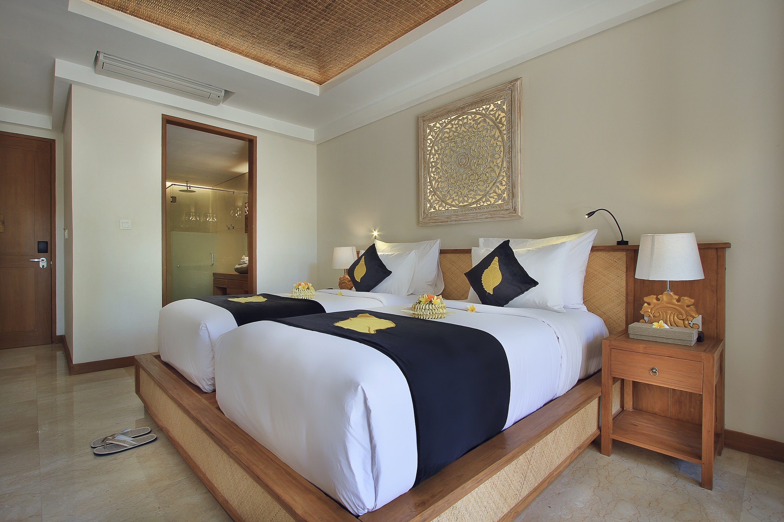 The Sankara Suite & Villas - Tap to explore photos