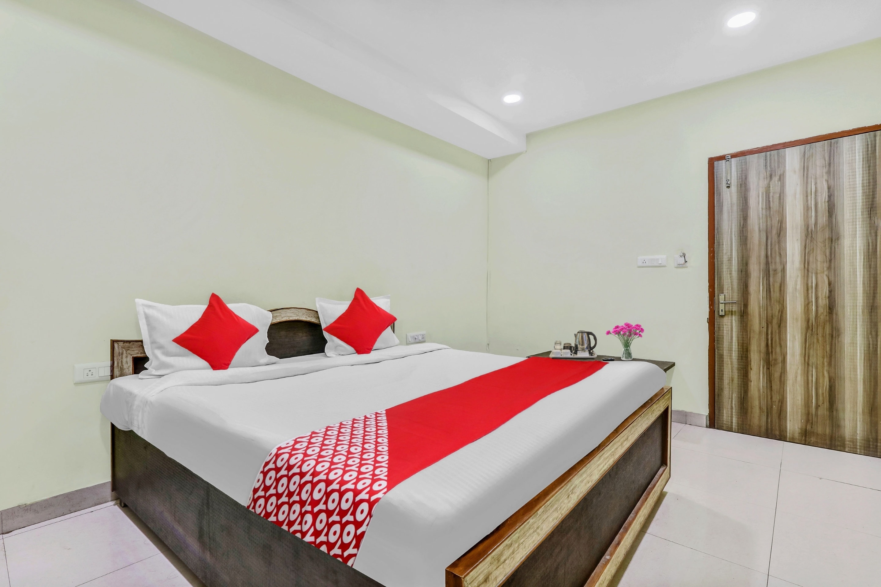 Hotel O Govind Guest House - Tap to explore photos