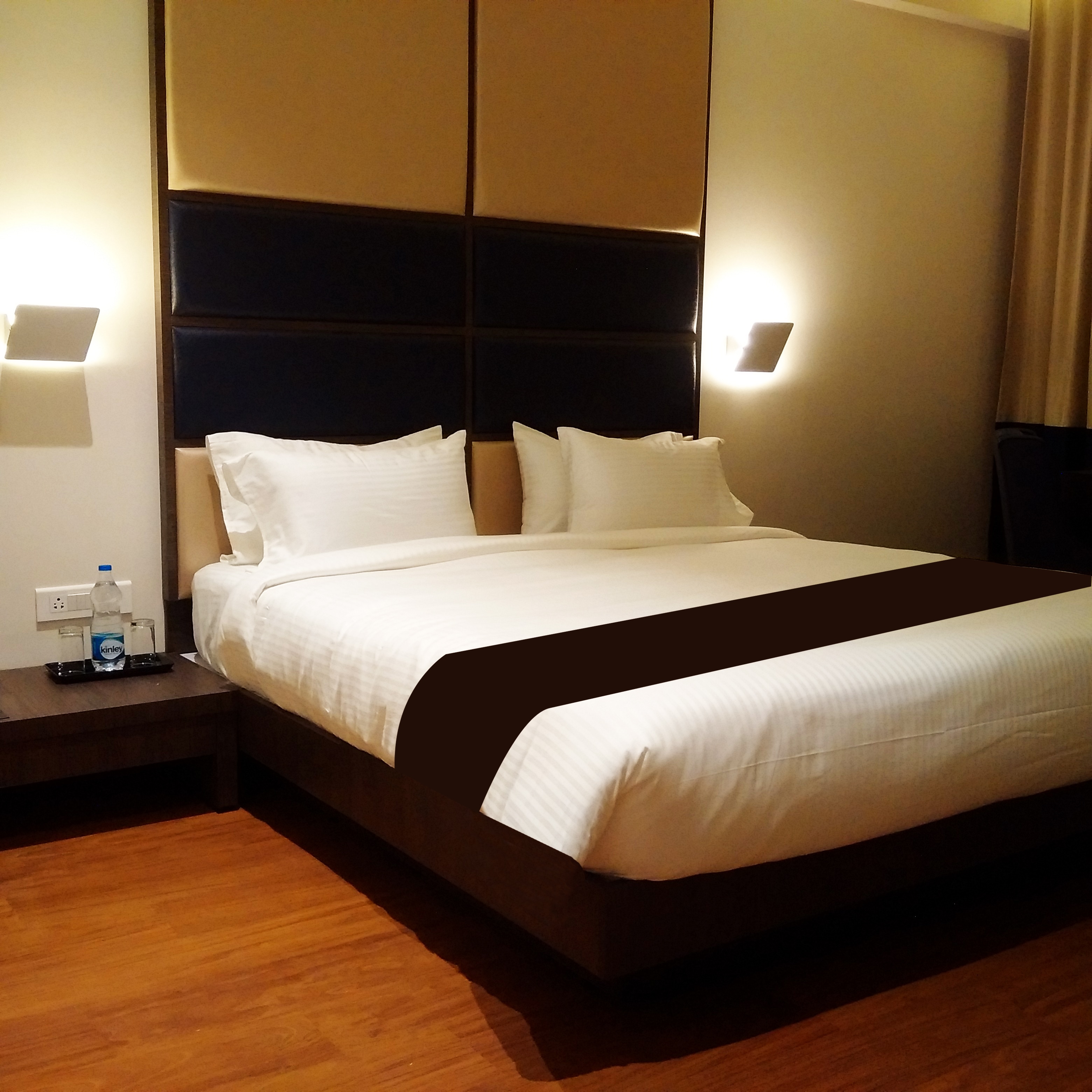 Hotel Grandeur Near Chakan MIDC - Tap to explore photos