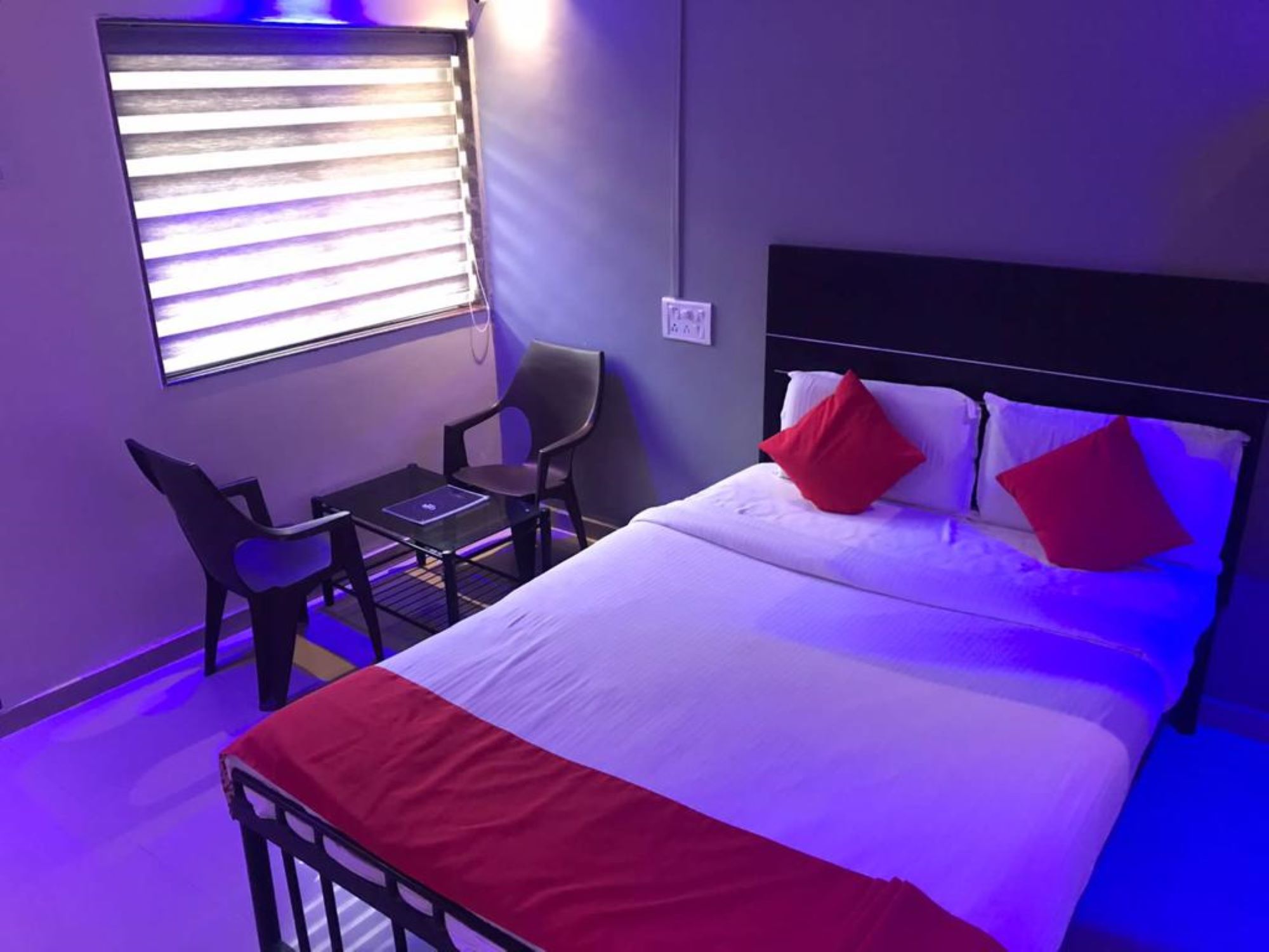 Deluxe Room Non AC 1