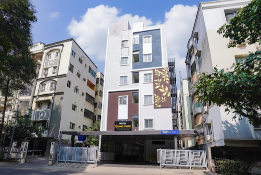 FabHotel Air Live - Nr Ameerpet metro station