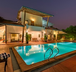 Woods & Hills - 4 Bedroom Pool Villa