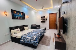 NorthEye Studio 74, Noida