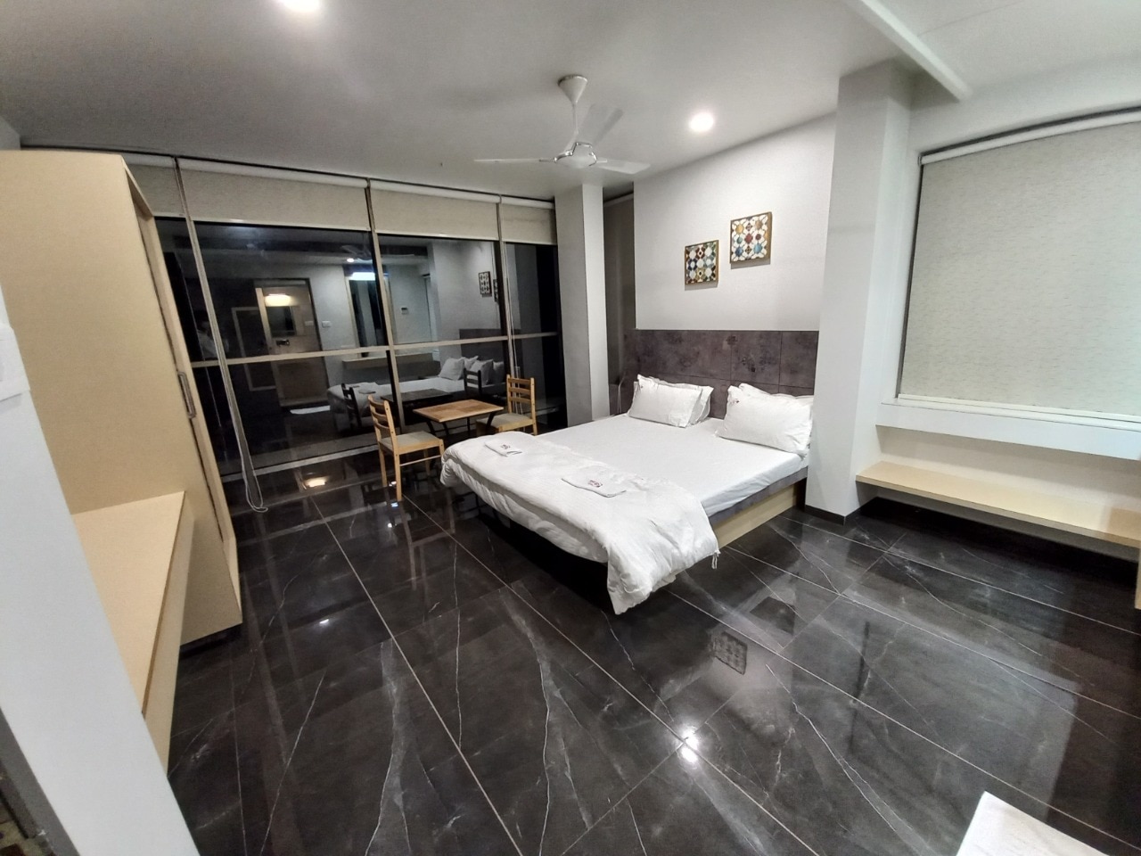 Deluxe AC Room 1